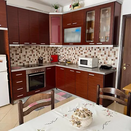 Lika Sea View Apartment Sarandë